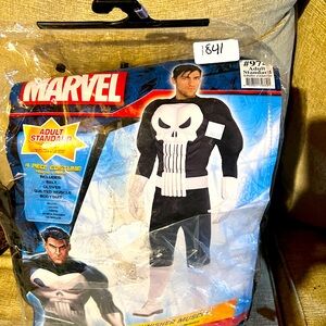 MARVEL THE PUNISHER: Adult Halloween costume. SZ: standard/ One size fits most